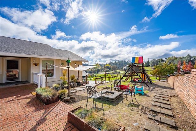 2678 Otter Trl, Cool, CA 95614