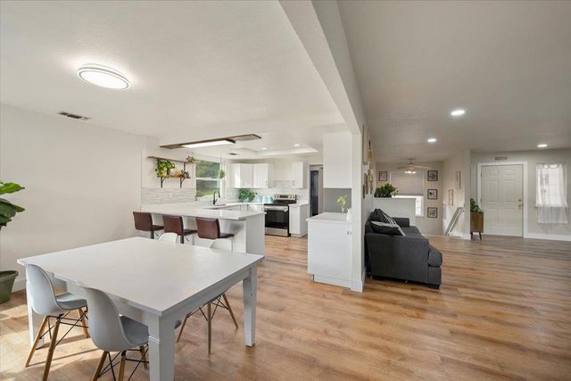 2678 Otter Trl, Cool, CA 95614