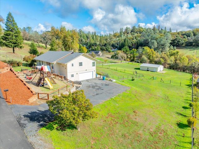 2678 Otter Trl, Cool, CA 95614