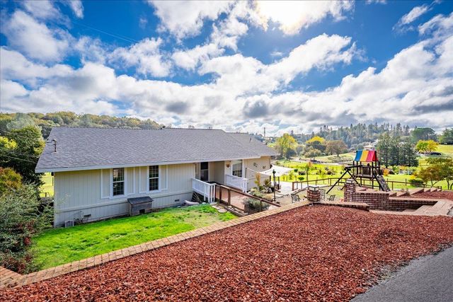 2678 Otter Trl, Cool, CA 95614