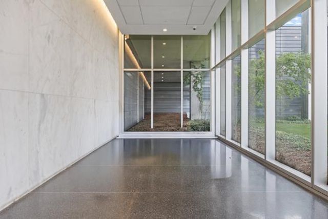 9715 Woods Drive 1008, Skokie, IL 60077