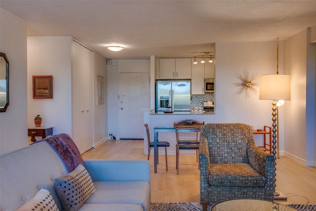 3883 Turtle Creek Boulevard 416, Dallas, TX 75219