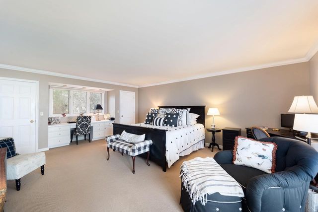 5666 Cedar Beach LANE, Belgium, WI 53004