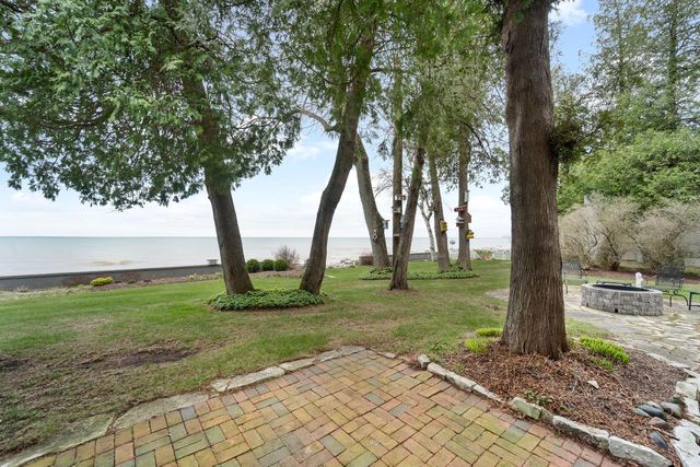 5666 Cedar Beach LANE, Belgium, WI 53004