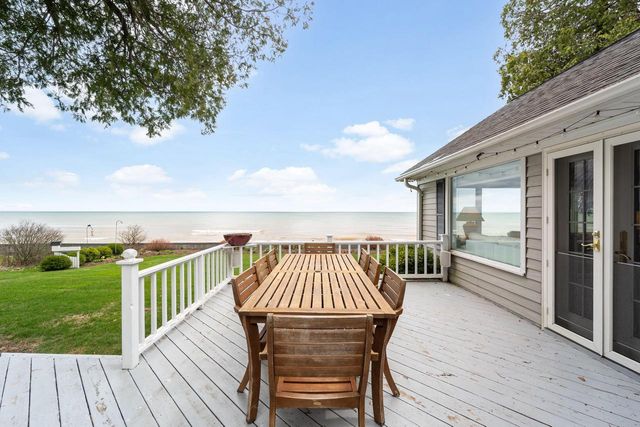 5666 Cedar Beach LANE, Belgium, WI 53004