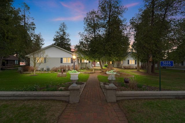 5666 Cedar Beach LANE, Belgium, WI 53004