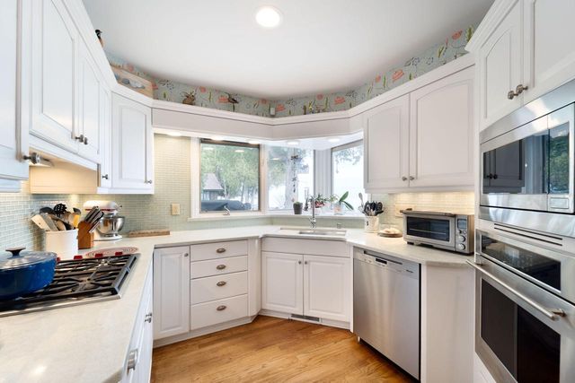 5666 Cedar Beach LANE, Belgium, WI 53004