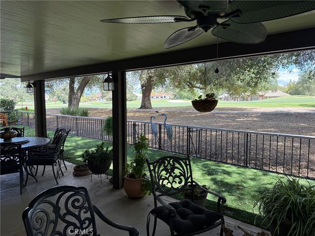 38220 Oaktree Loop, Murrieta, CA 92562