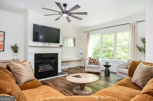 2199 Collins Drive NW, Atlanta, GA 30318