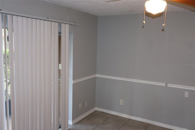 7609 ABBEY LANE B, Tampa, FL 33617