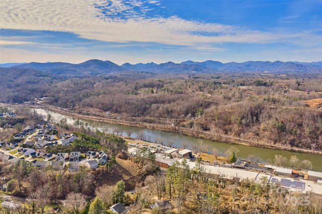 10 Sixth Street, Asheville, NC 28804