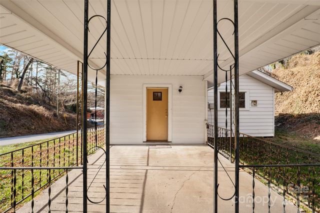 10 Sixth Street, Asheville, NC 28804