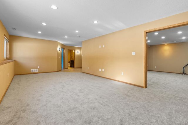 10543 Noble Circle N, Brooklyn Park, MN 55443