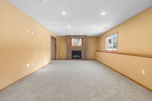 10543 Noble Circle N, Brooklyn Park, MN 55443