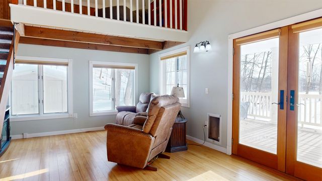 11 Lamore Road, Essex, VT 05452
