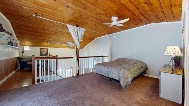 11 Lamore Road, Essex, VT 05452