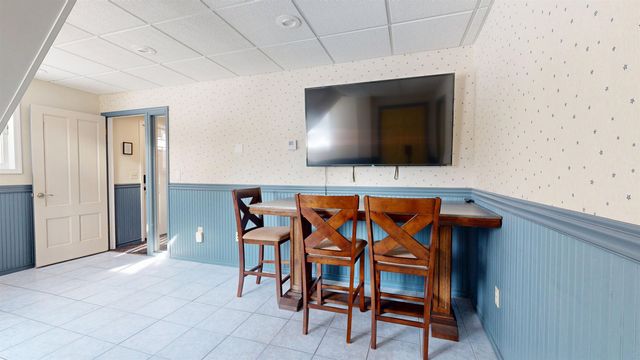 11 Lamore Road, Essex, VT 05452