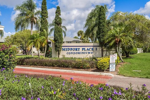 1507 SE Royal Green Circle 102, Port St. Lucie, FL 34952