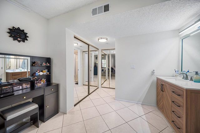 1507 SE Royal Green Circle 102, Port St. Lucie, FL 34952