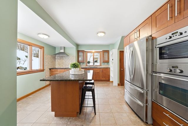 112 Ashcroft Rd, Medford, MA 02155