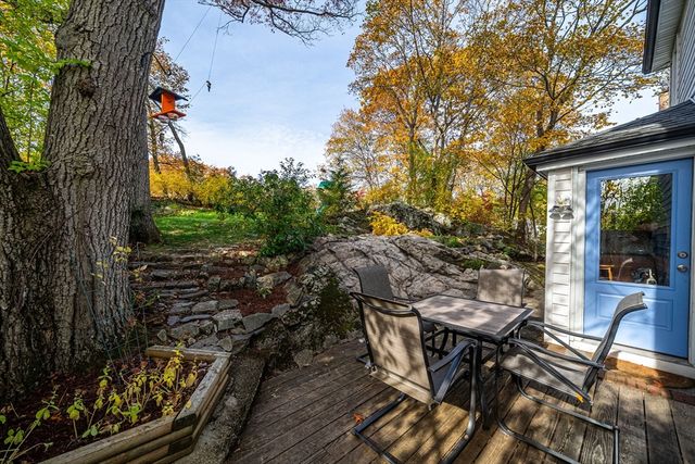 112 Ashcroft Rd, Medford, MA 02155