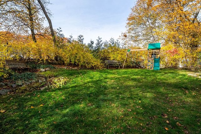 112 Ashcroft Rd, Medford, MA 02155