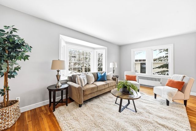 112 Ashcroft Rd, Medford, MA 02155