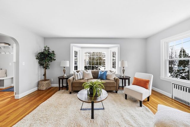 112 Ashcroft Rd, Medford, MA 02155