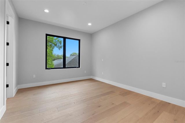 1000 N FOREST AVENUE, Orlando, FL 32803