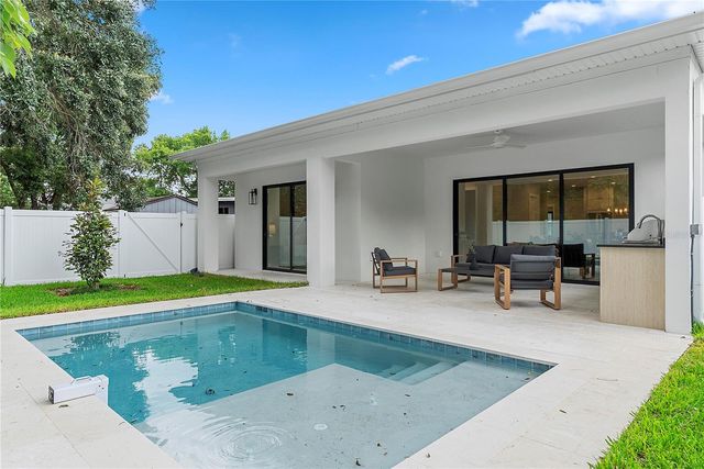 1000 N FOREST AVENUE, Orlando, FL 32803
