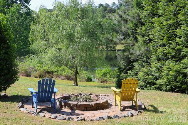 2325 Perry Road, Denver, NC 28037