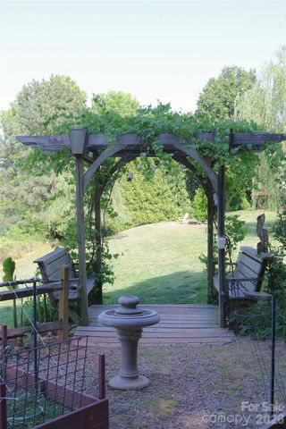 2325 Perry Road, Denver, NC 28037