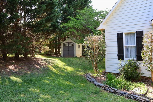 2325 Perry Road, Denver, NC 28037