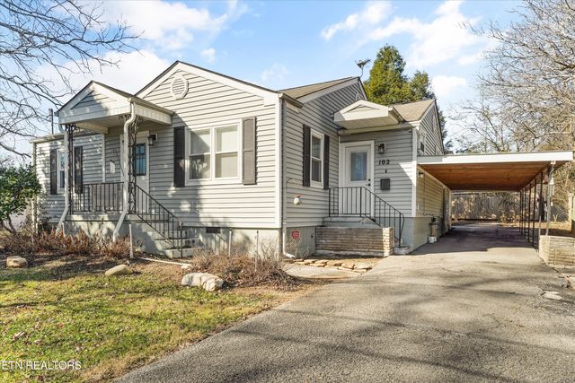 102 Sanford Lane, Oak Ridge, TN 37830