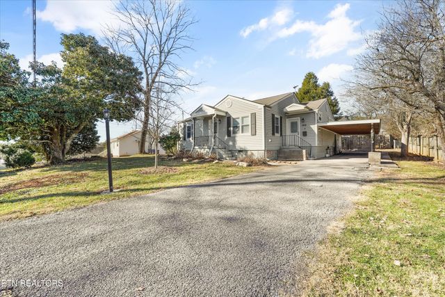102 Sanford Lane, Oak Ridge, TN 37830