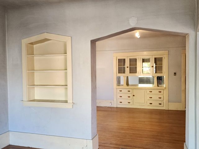 3342 L St, Sacramento, CA 95816