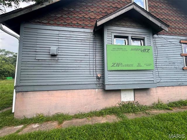 5936 Garesche Avenue, St Louis, MO 63136