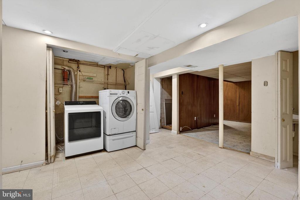 Image 25 of property listing at 1149 PELHAM WOOD, Parkville, MD 21234
