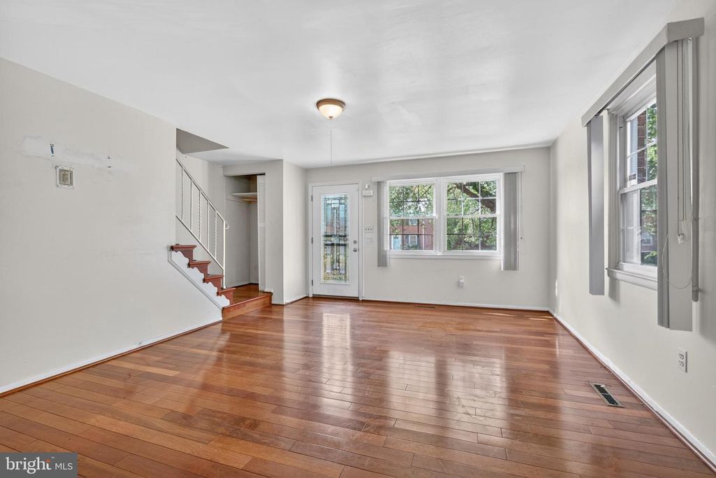 Image 6 of property listing at 1149 PELHAM WOOD, Parkville, MD 21234