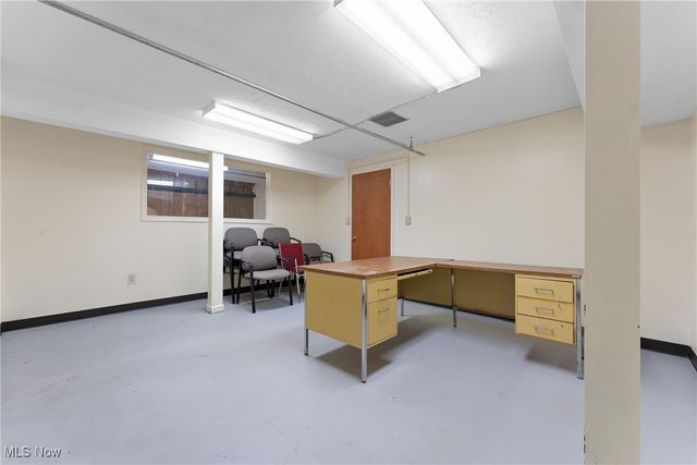 1225 Gross Avenue NE, Canton, OH 44705