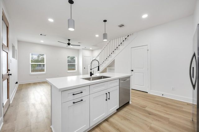 3327 Cornell Street B, Houston, TX 77022