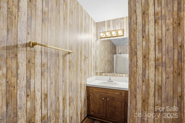 325 Treeline Drive, Belmont, NC 28012