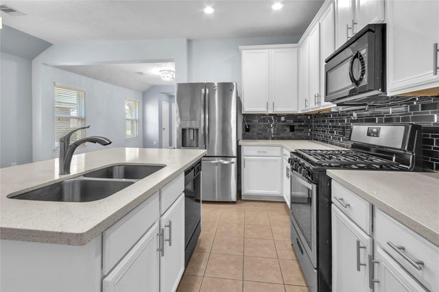 10939 Clearsable Lane, Houston, TX 77034