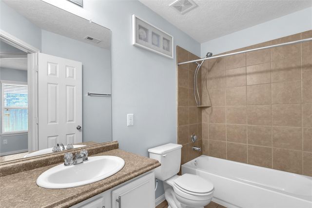 10939 Clearsable Lane, Houston, TX 77034