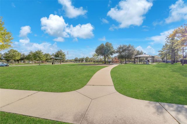 10939 Clearsable Lane, Houston, TX 77034