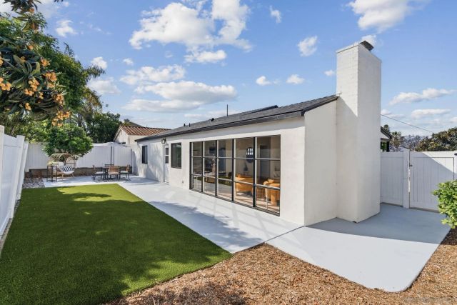 2835 Deerpark Dr., San Diego, CA 92110