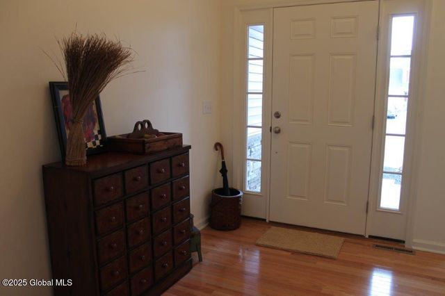 1468 Castleridge Road, Schodack, NY 12033