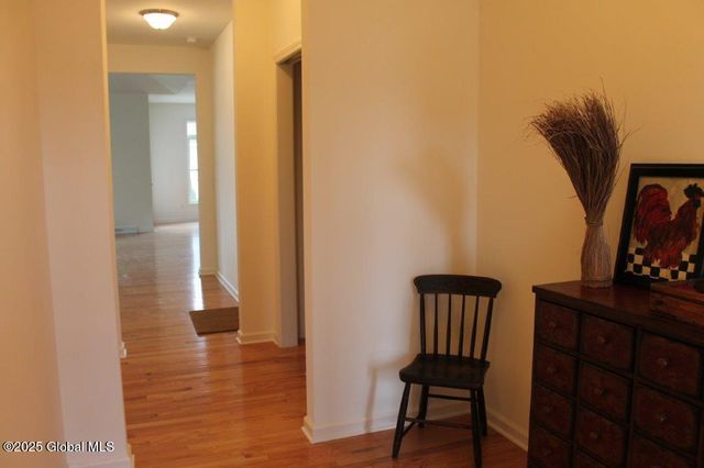 1468 Castleridge Road, Schodack, NY 12033