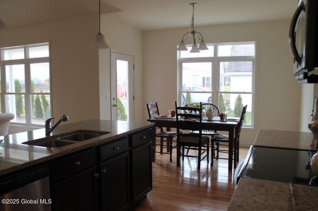 1468 Castleridge Road, Schodack, NY 12033