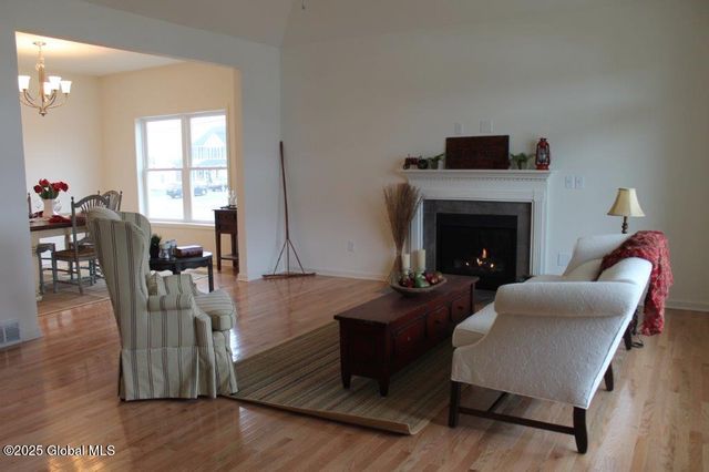 1468 Castleridge Road, Schodack, NY 12033